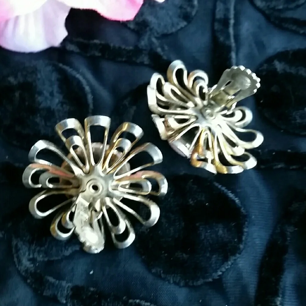 Vintage Floral Goldtone Open Works Pink Faux Pearl Earrings Clip Style